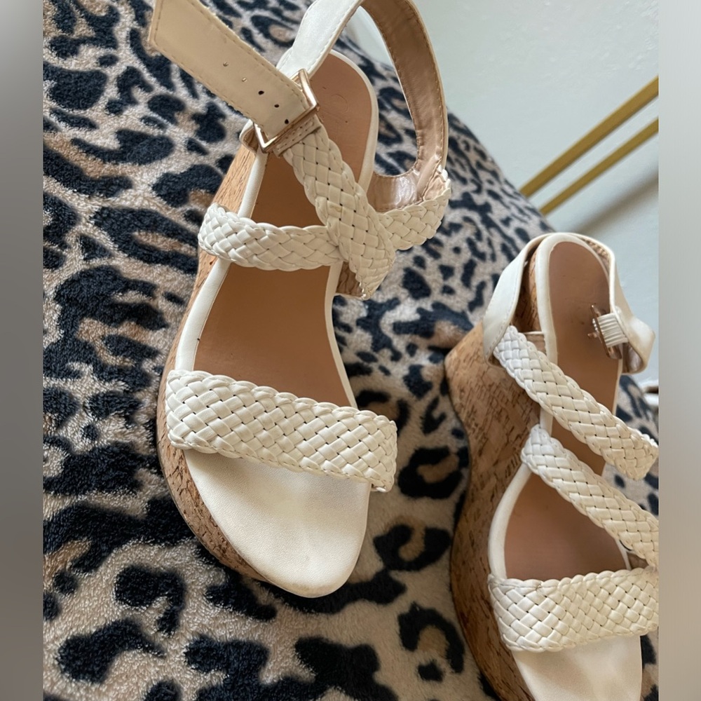 Plat form high heel wedges